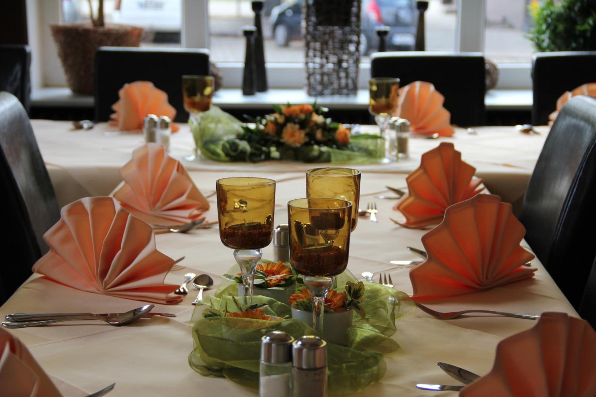Hotel-Restaurant Holsteiner Hof เกสทาคท์ ภายนอก รูปภาพ